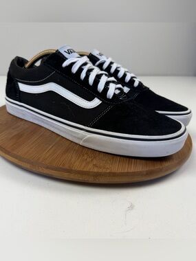 Vans Ward Old Skool Black and White Low-Top Sneakers